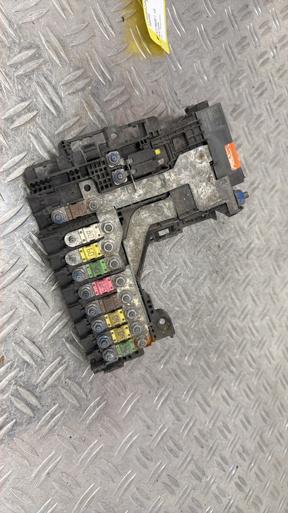 Porte fusible CITROEN C4 2 PHASE 1 – 9665878280