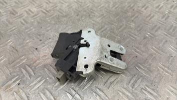 Serrure de hayon VOLKSWAGEN PASSAT 5 BREAK – 4F5827505D