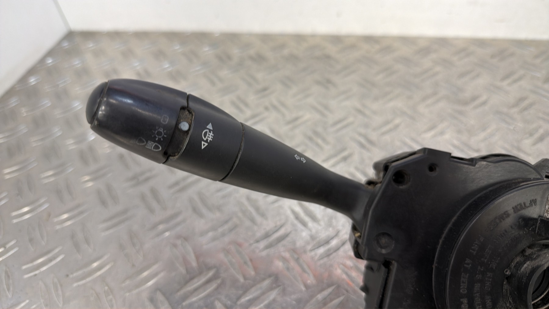 Com (Bloc Contacteur Tournant+Commodo Essuie Glace+Commodo Phare) CITROEN JUMPY – 96660130XT