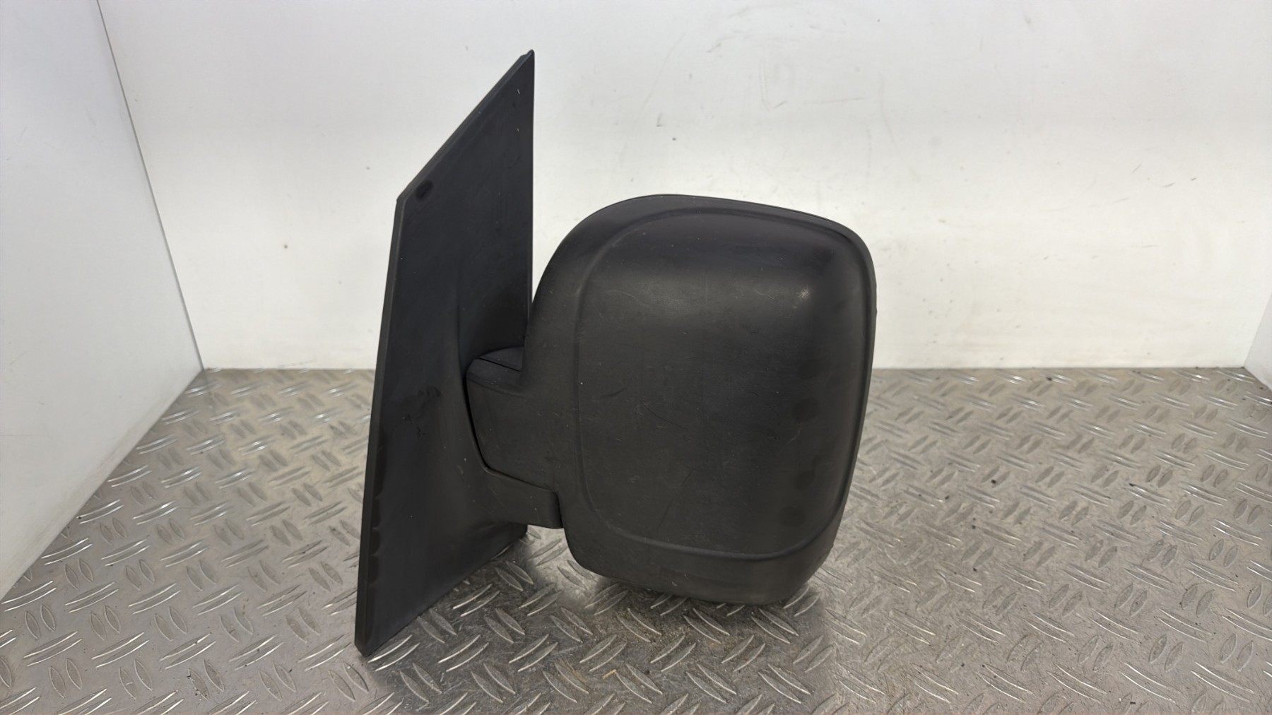 Retroviseur gauche CITROEN JUMPY – 9815XT