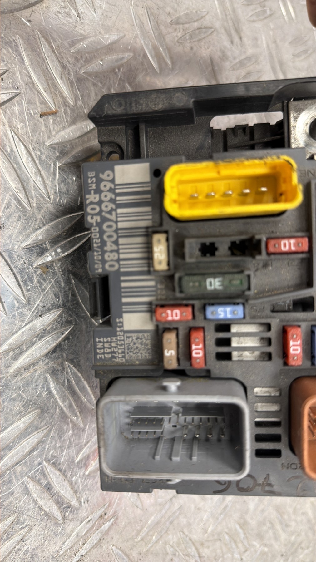 Boitier servitude moteur (BSM) PEUGEOT 308 1 PHASE 1 – 9666700480