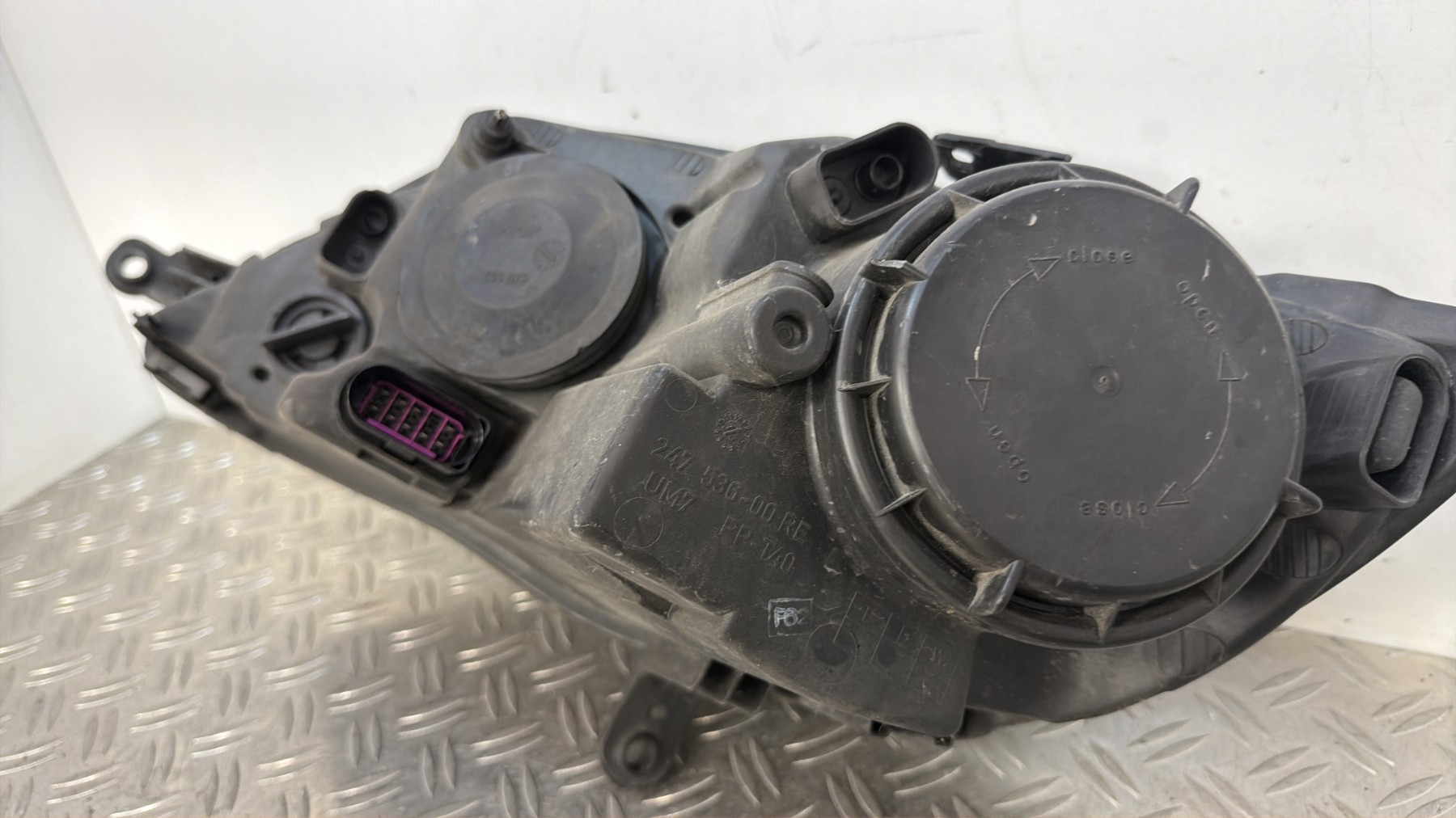 Optique avant principal droit (feux)(phare) VOLKSWAGEN GOLF PLUS PHASE 1 – 5M1941006B