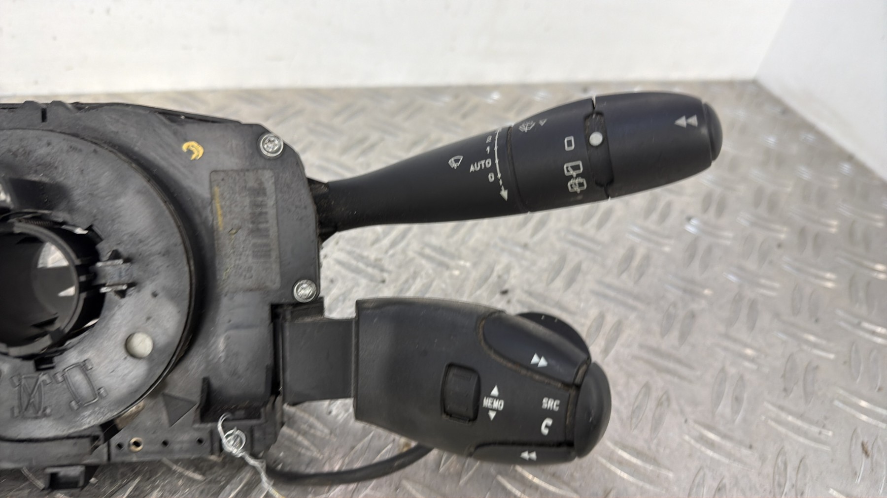 Com (Bloc Contacteur Tournant+Commodo Essuie Glace+Commodo Phare) CITROEN C5 2 – 96592426XT