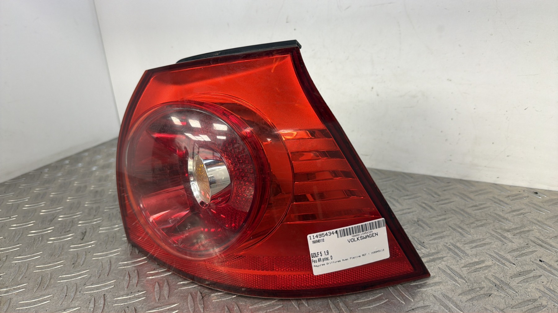 Feu arriere principal droit (feux) VOLKSWAGEN GOLF 5 – 1K6945112