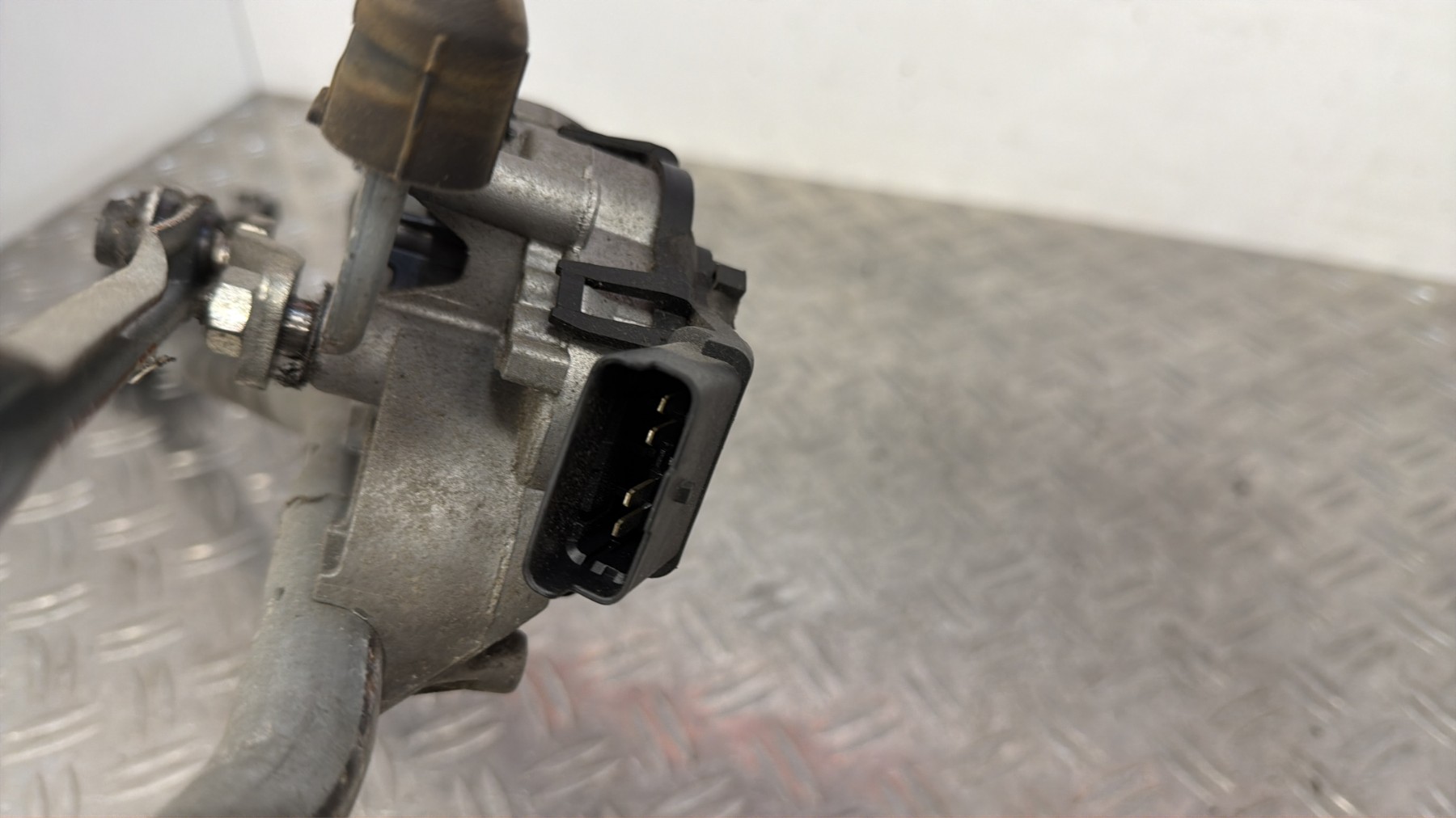 Moteur essuie glace avant RENAULT KANGOO 2 PHASE 1 – 8200409692