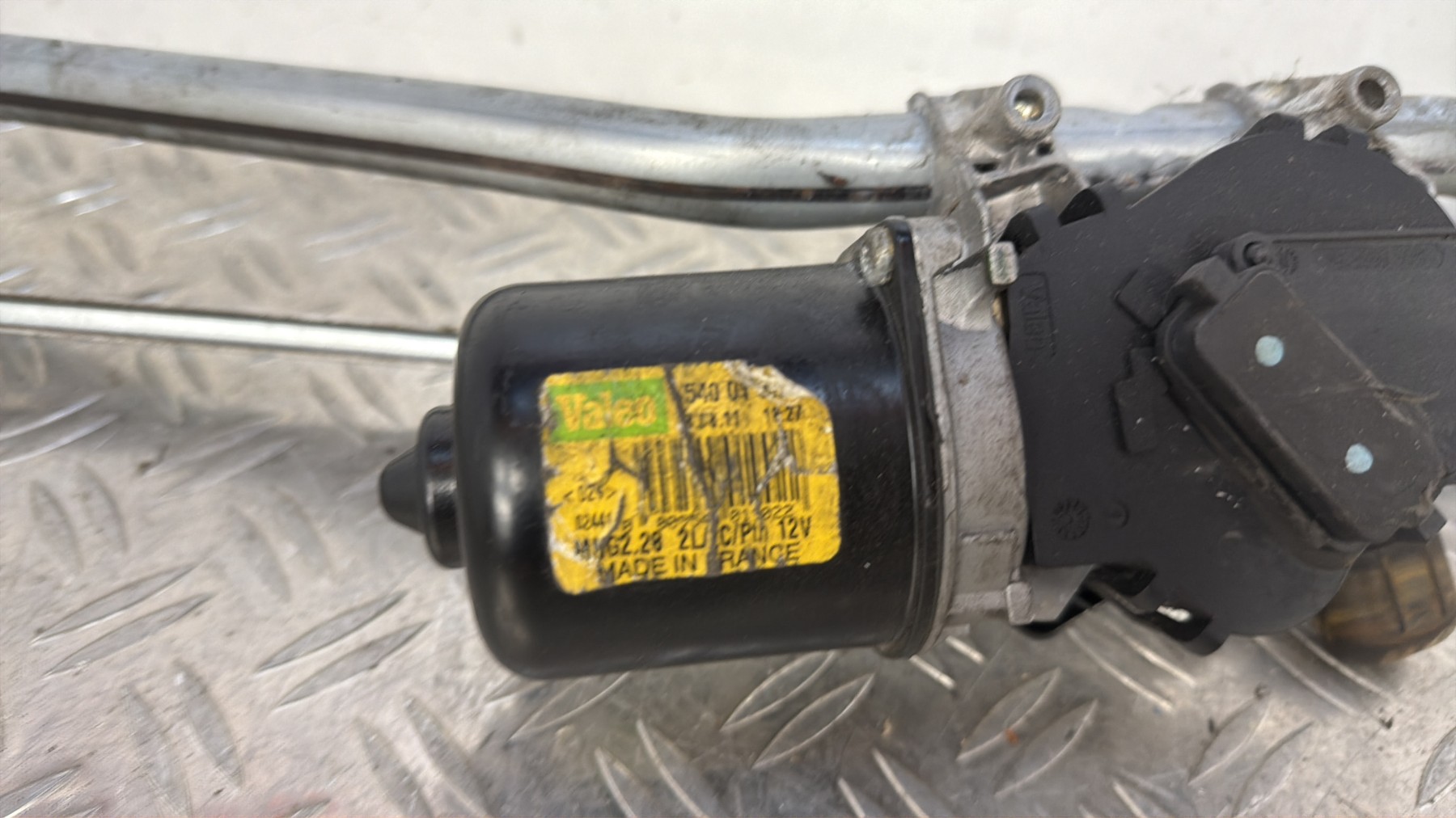 Moteur essuie glace avant RENAULT KANGOO 2 PHASE 1 – 8200409692