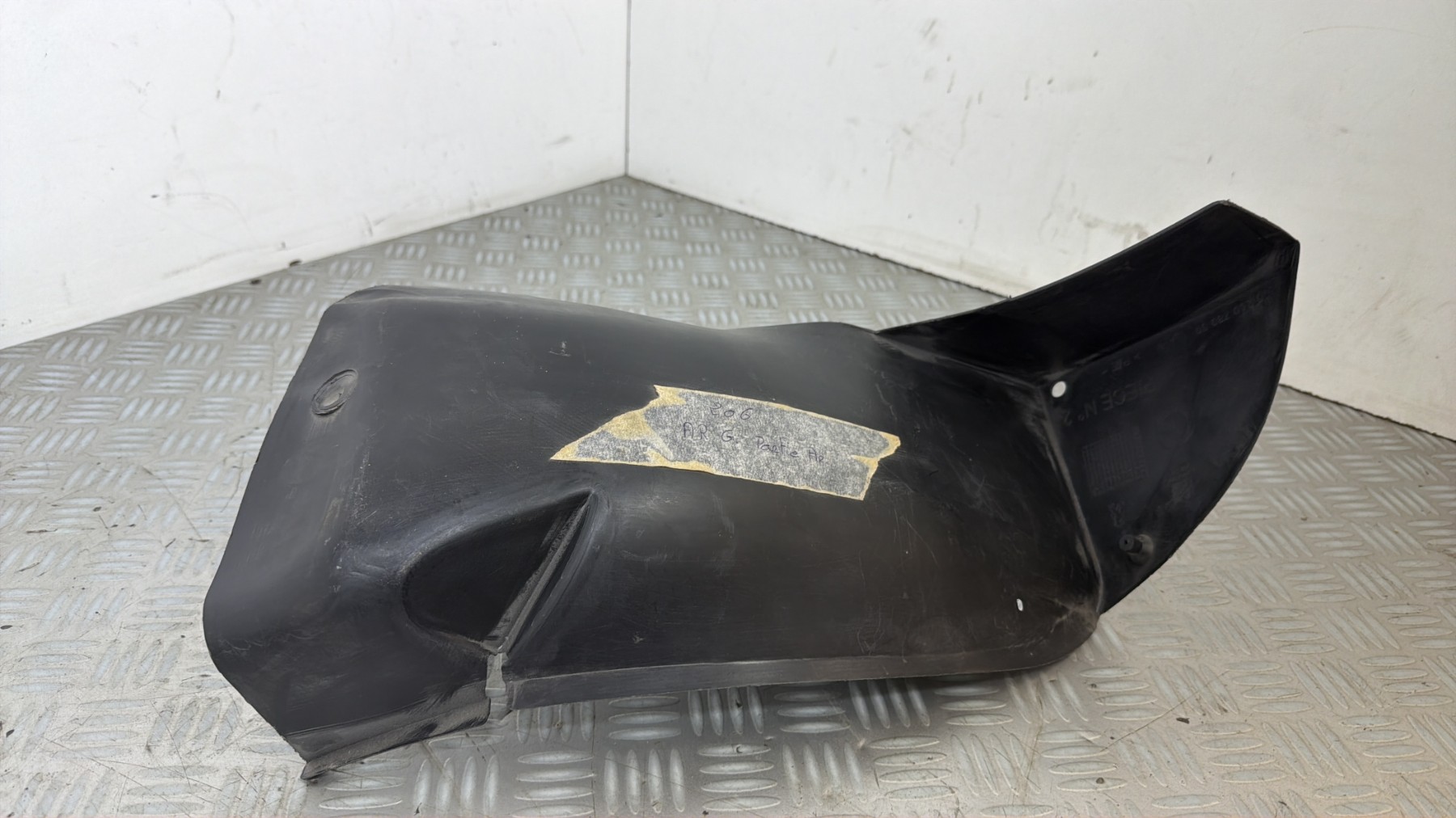 Pare boue arriere gauche PEUGEOT 206 PHASE 2