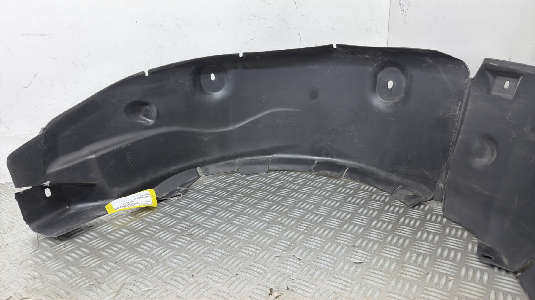 Pare boue arriere gauche RENAULT ESPACE 4 PHASE 1 – 8200574671