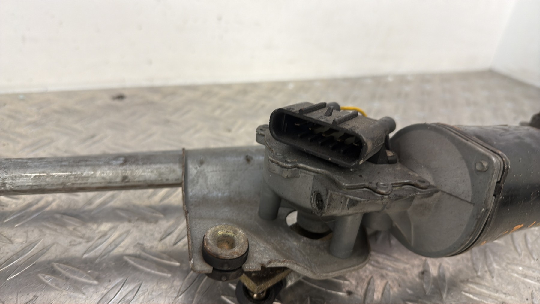 Moteur essuie glace avant OPEL VECTRA B PHASE 2 – 22116981