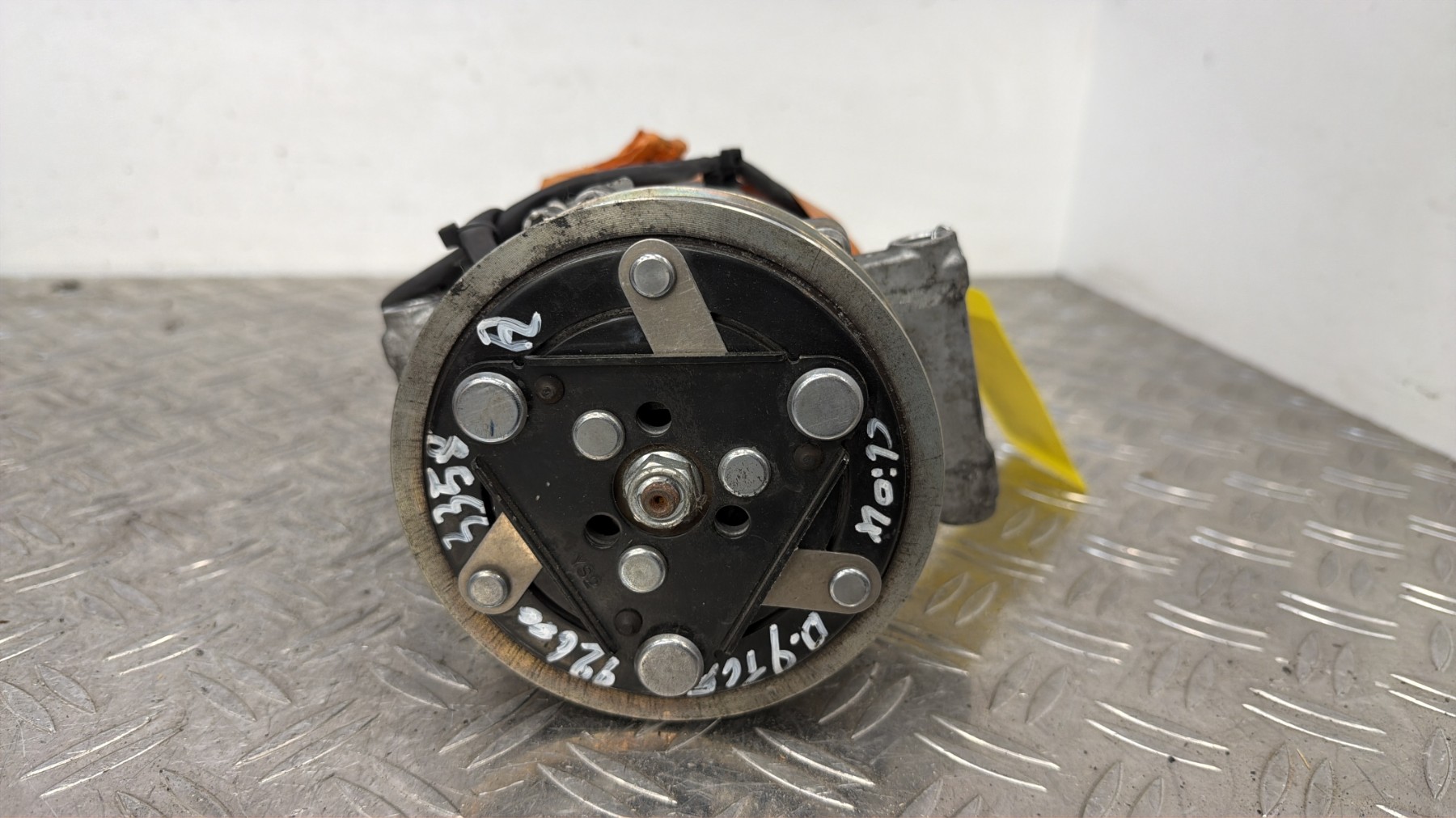 Compresseur clim RENAULT CLIO 4 PHASE 1 – 926003358R