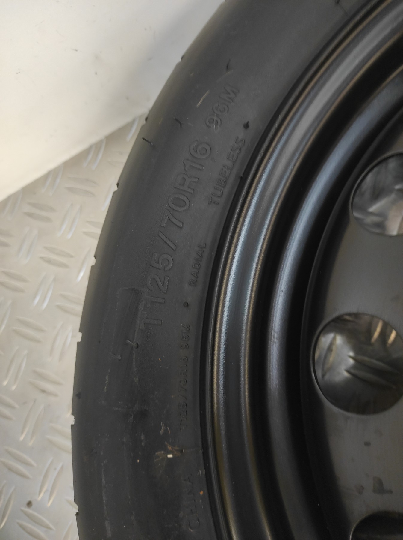 Roue de secours AUDI A3 2 SPORTBACK PHASE 1