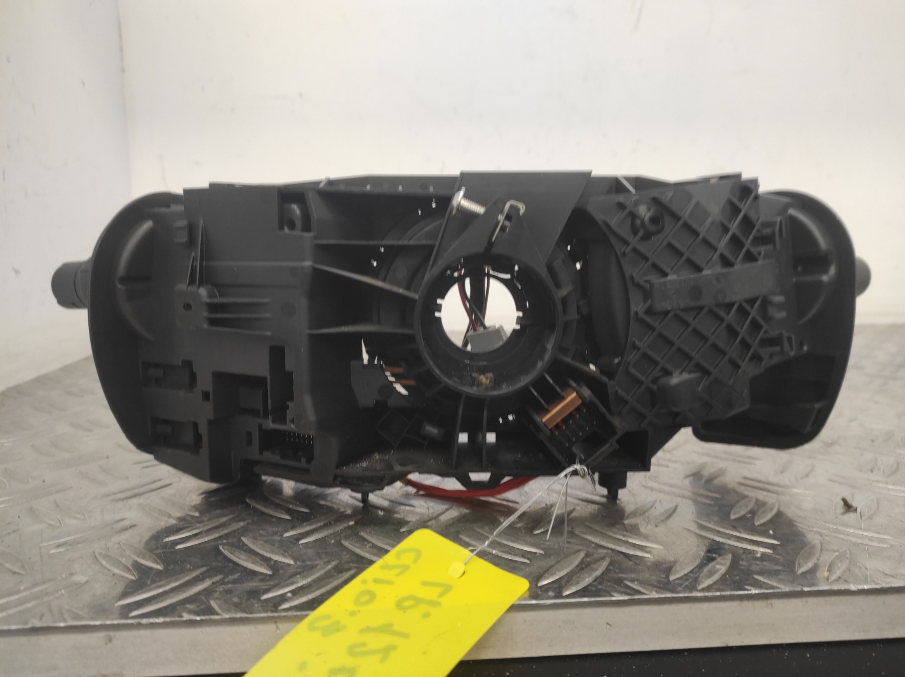 Com (Bloc Contacteur Tournant+Commodo Essuie Glace+Commodo Phare) RENAULT CLIO 3 PHASE 2 – 8200906800