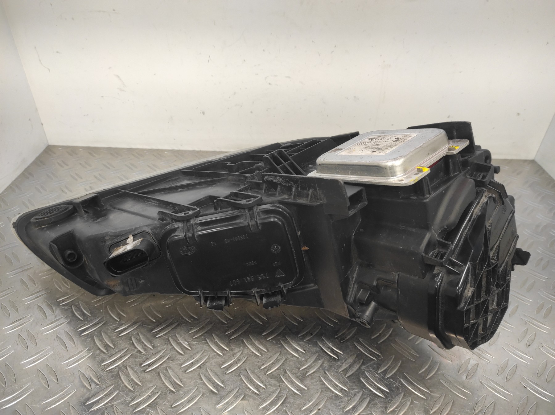 Optique avant principal gauche (feux)(phare) PORSCHE CAYENNE – 7L5941031D