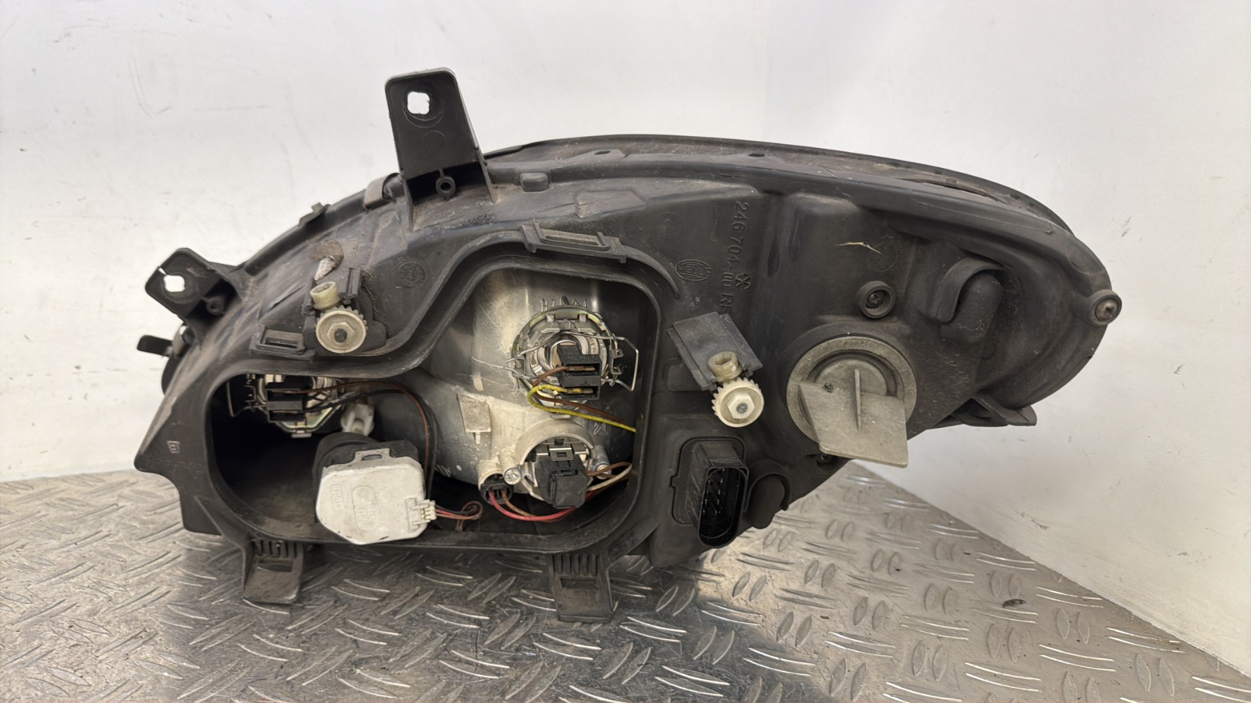 Optique avant principal droit (feux)(phare) MERCEDES VITO 639 PHASE 1 – A6398200261