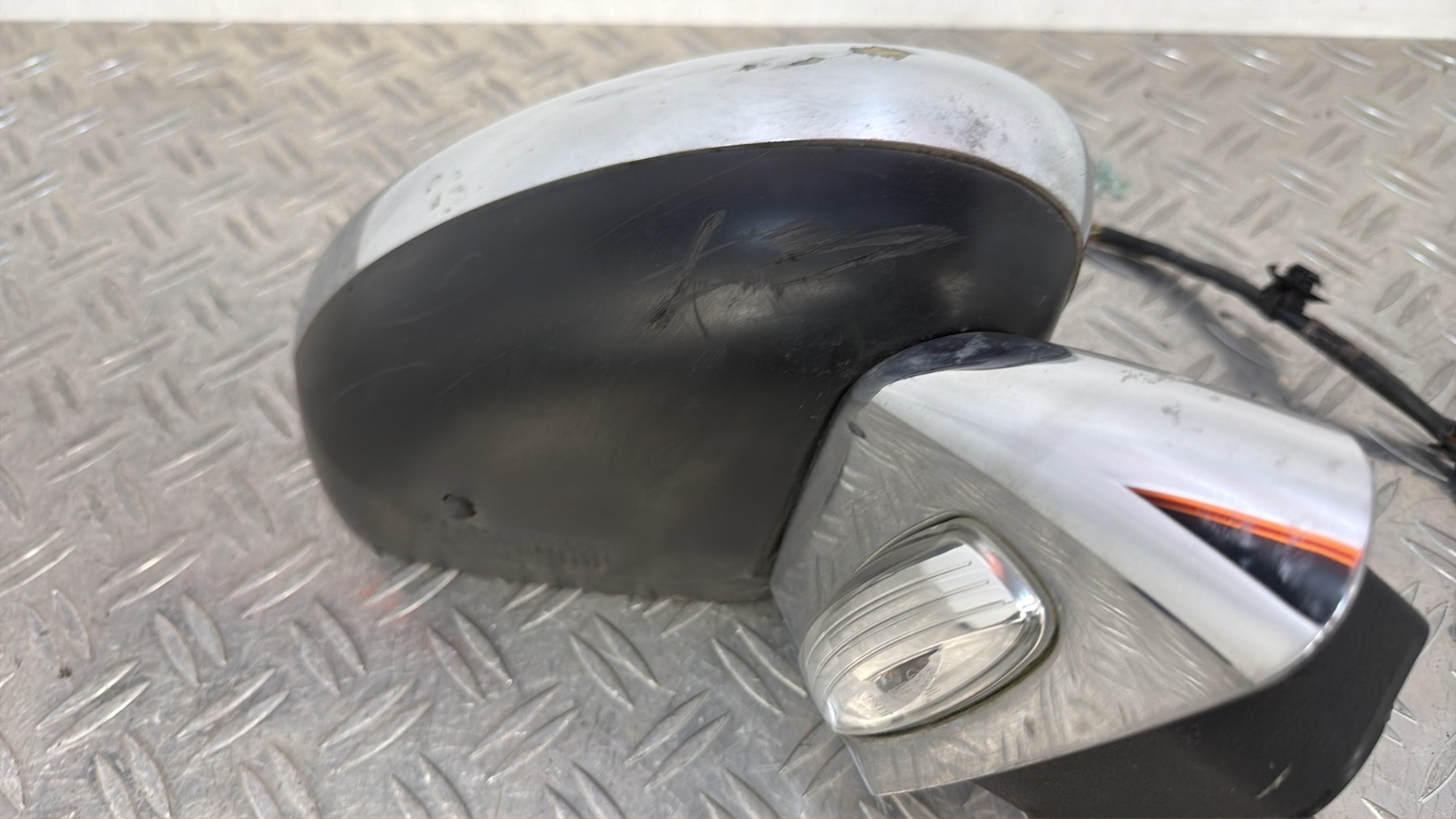 Retroviseur droit CITROEN C3 2 PHASE 1 – 232676024