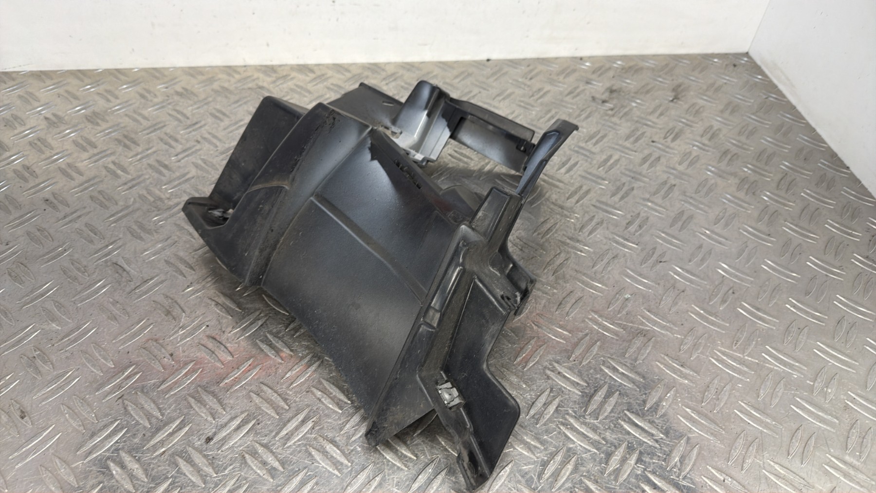 Support anti brouillard avant BMW SERIE 2 F22 COUPE PHASE 1 – 384000807