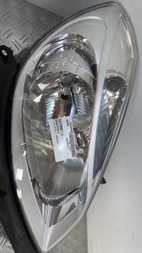 Optique avant principal droit (feux)(phare) RENAULT CLIO 3 PHASE 1 – 8200459823