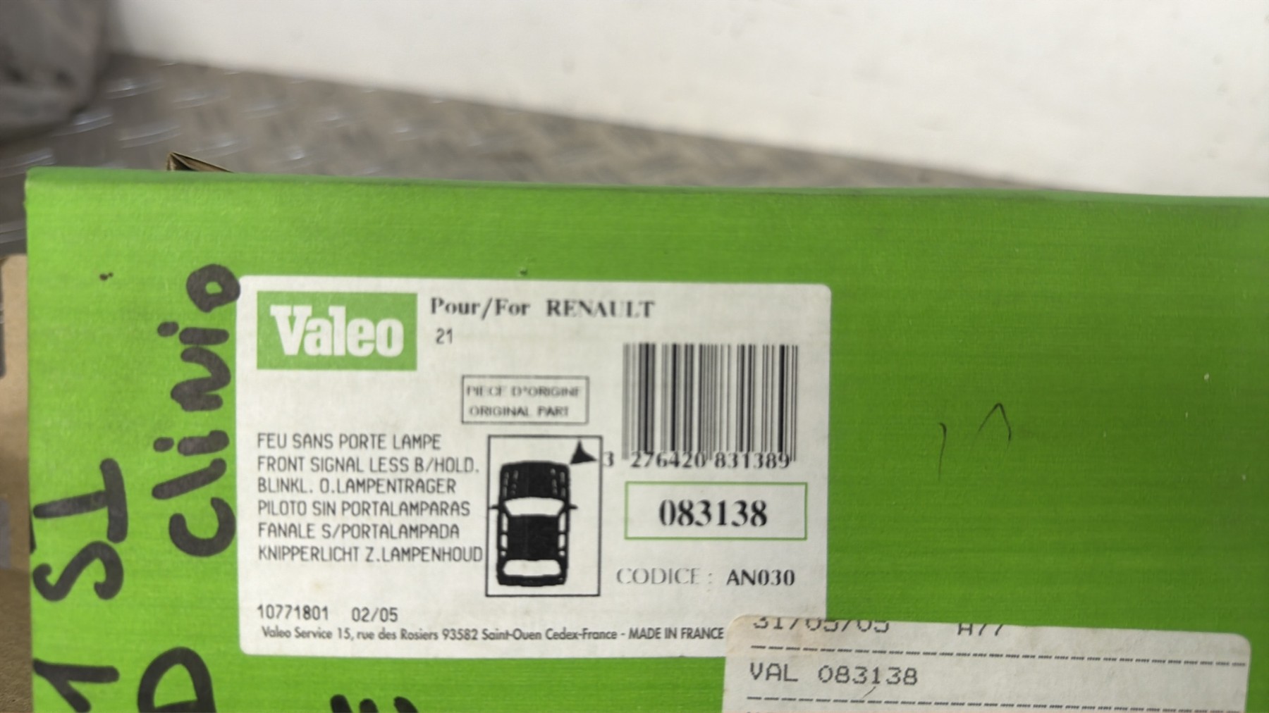 Repetiteur clignotant avant droit  (Feux) RENAULT R21 PHASE 2 – 83138