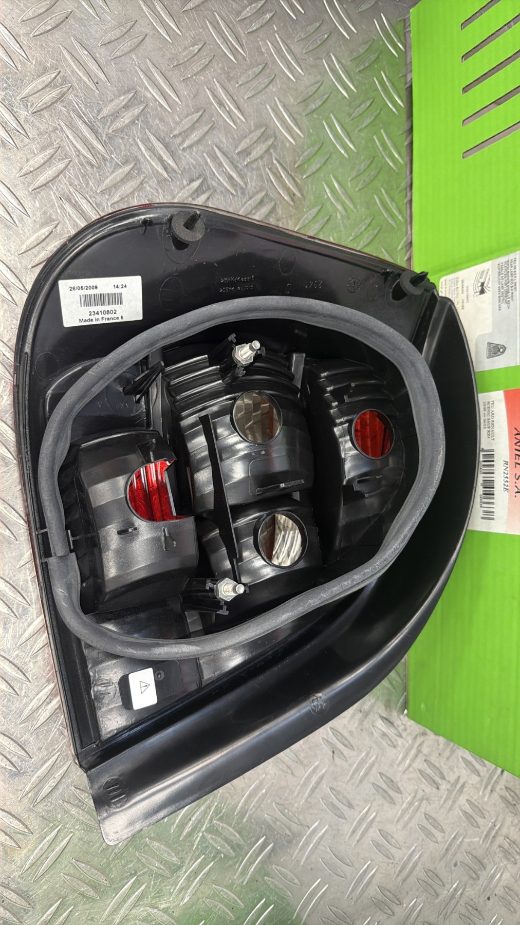 Feu arriere principal droit (feux) RENAULT SCENIC 1 PHASE 2 – 87563