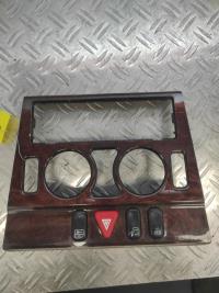 Console central (interieur plastique) MERCEDES CLASSE C 202 PHASE 2 – A2026802739