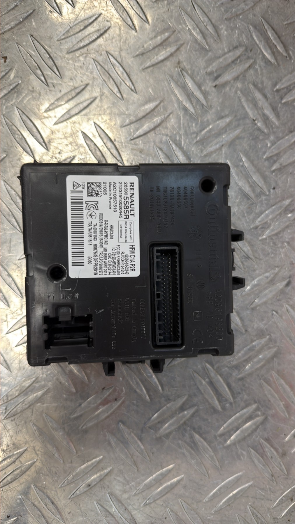 Module électronique RENAULT CLIO 5 PHASE 1 – 285905585R