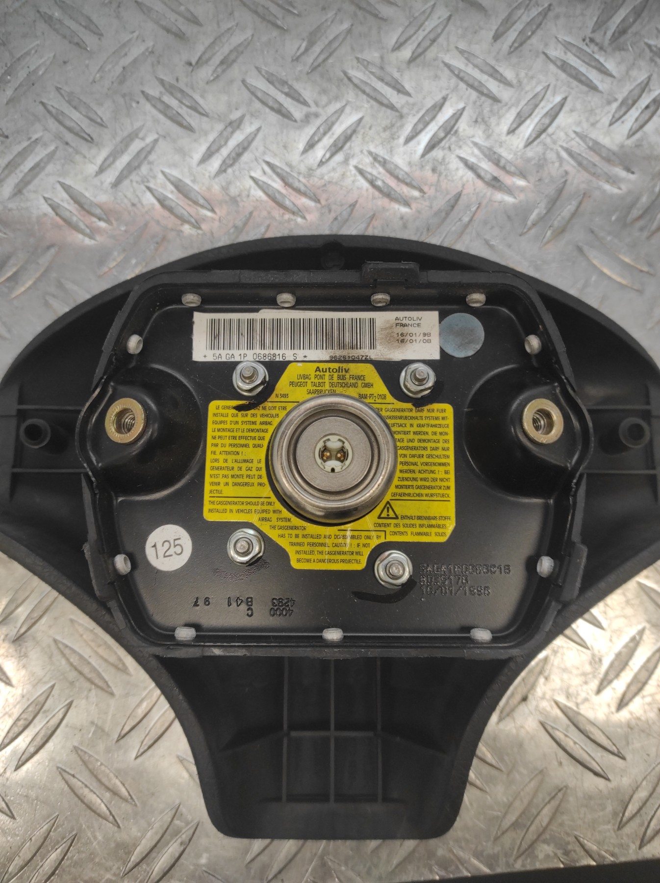 Air bag conducteur PEUGEOT 306 PHASE 1 – 96261047ZL