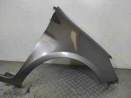 Aile avant droit RENAULT CLIO 3 PHASE 1 – 8200256118