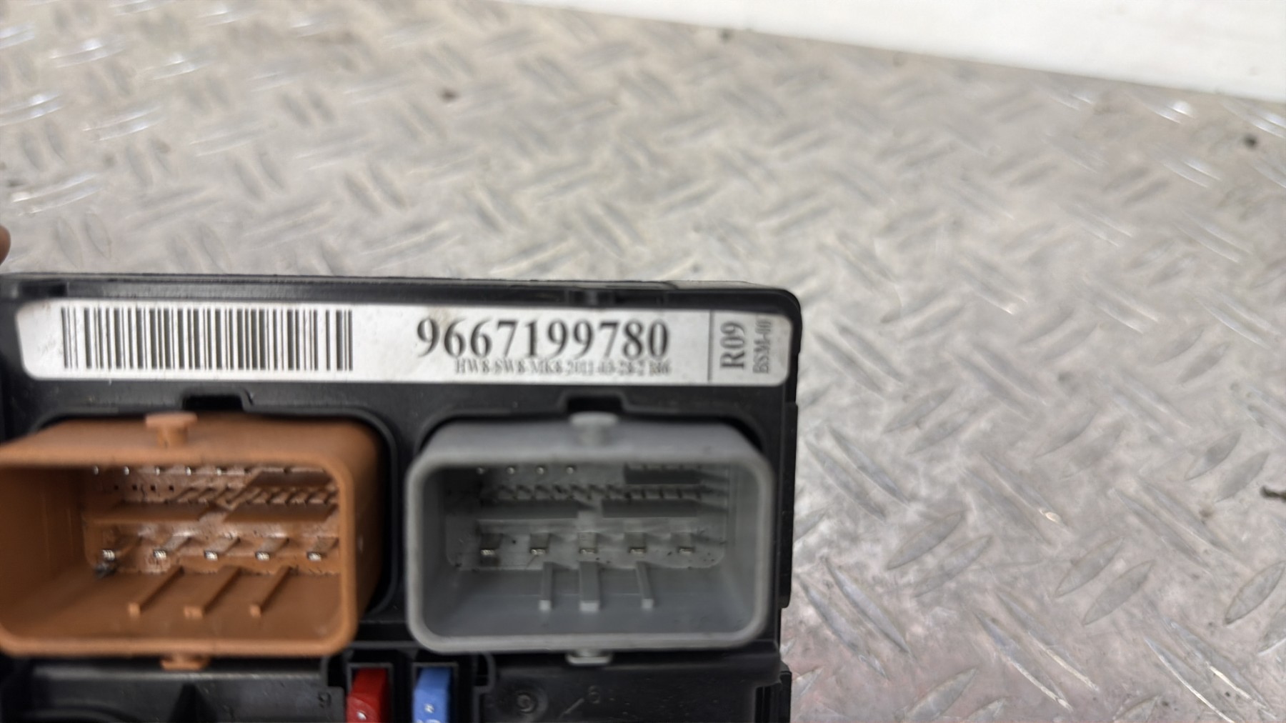 Boitier servitude moteur (BSM) PEUGEOT 207 PHASE 1 BREAK – 9667199780