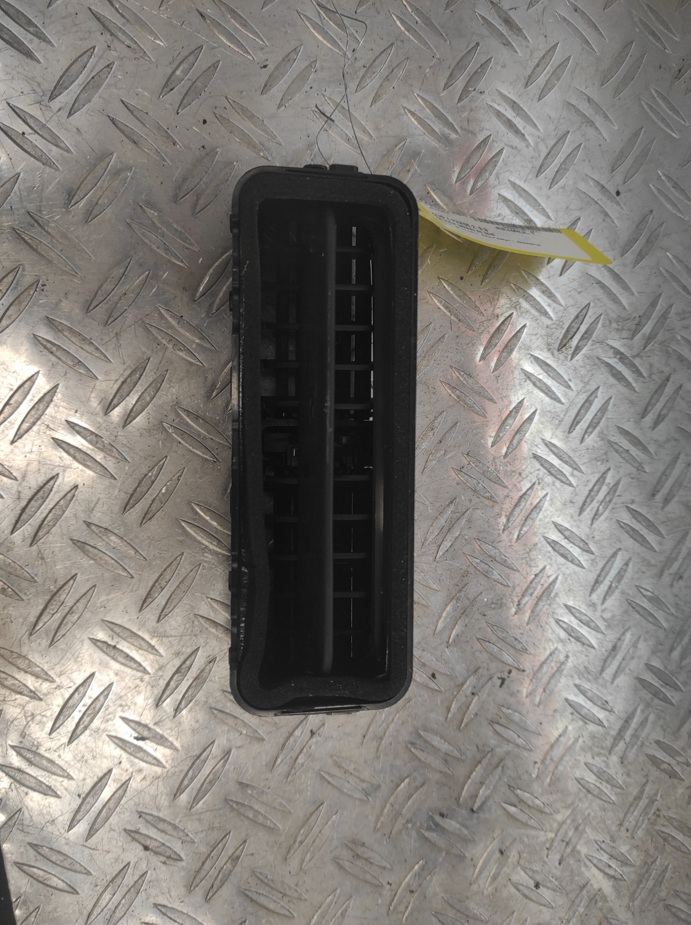 Aerateur tableau de bord RENAULT CLIO 4 PHASE 2 – 225918