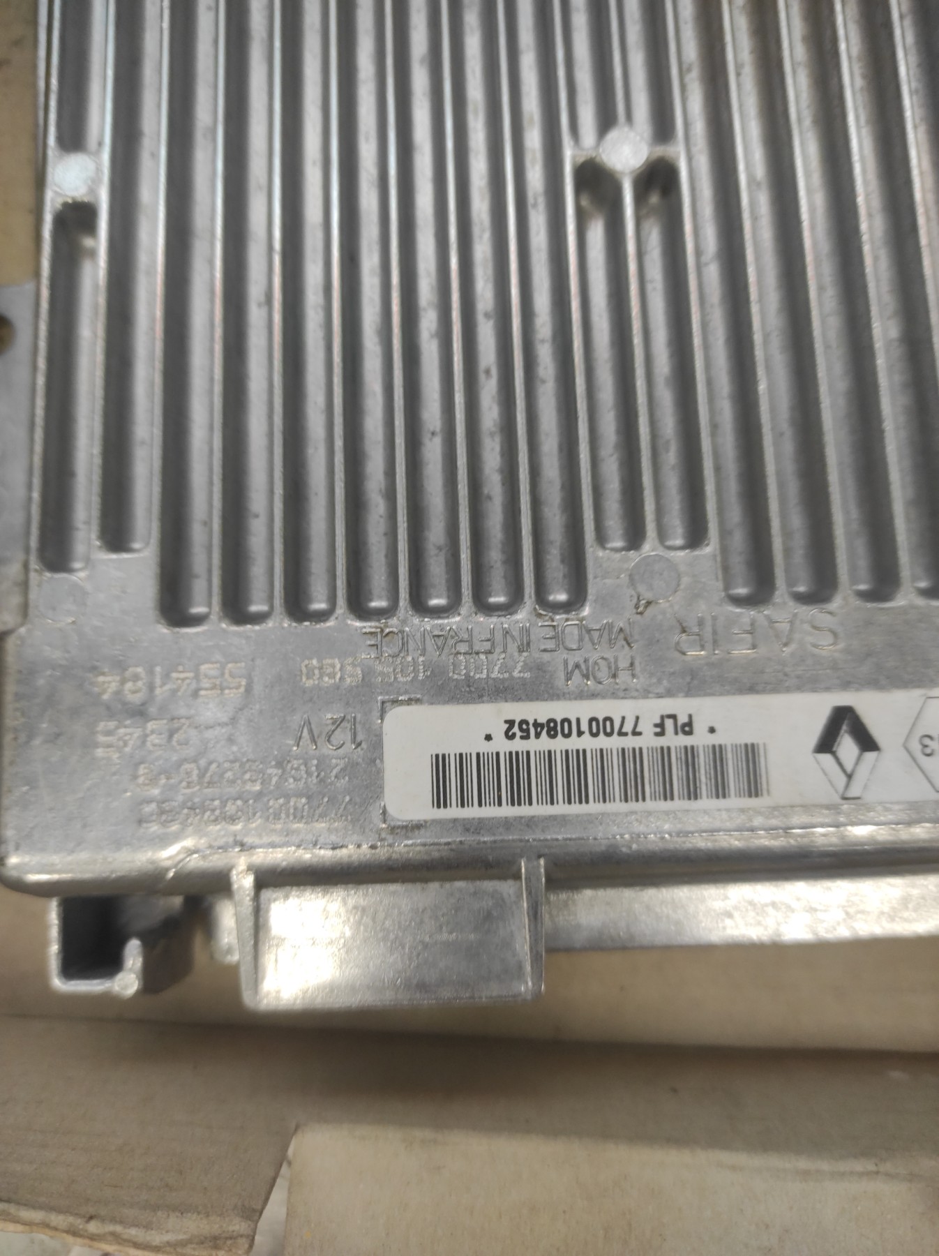 Calculateur RENAULT TWINGO 1 PHASE 1 – 7700108452