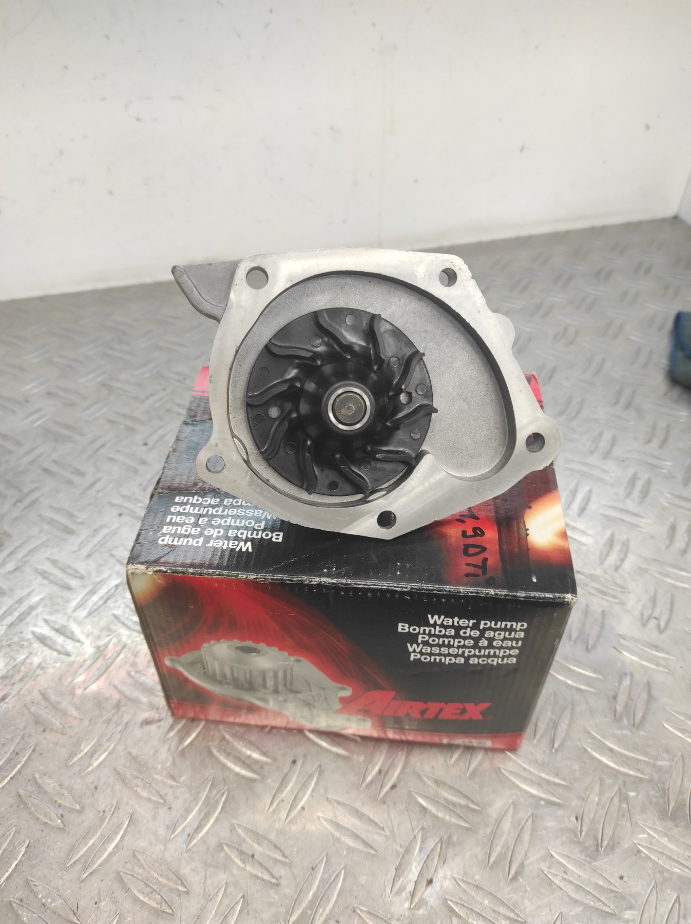 Pompe à eau RENAULT TRAFIC 2 PHASE 1 – 1668