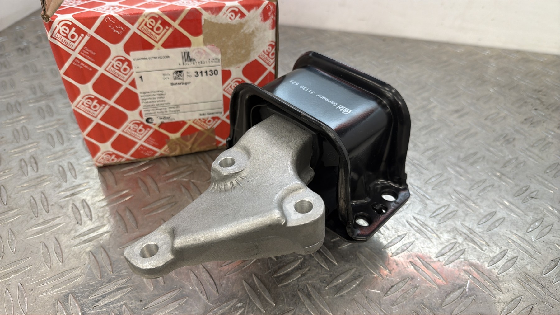 Support moteur droit PEUGEOT 307 PHASE 1 – 31130