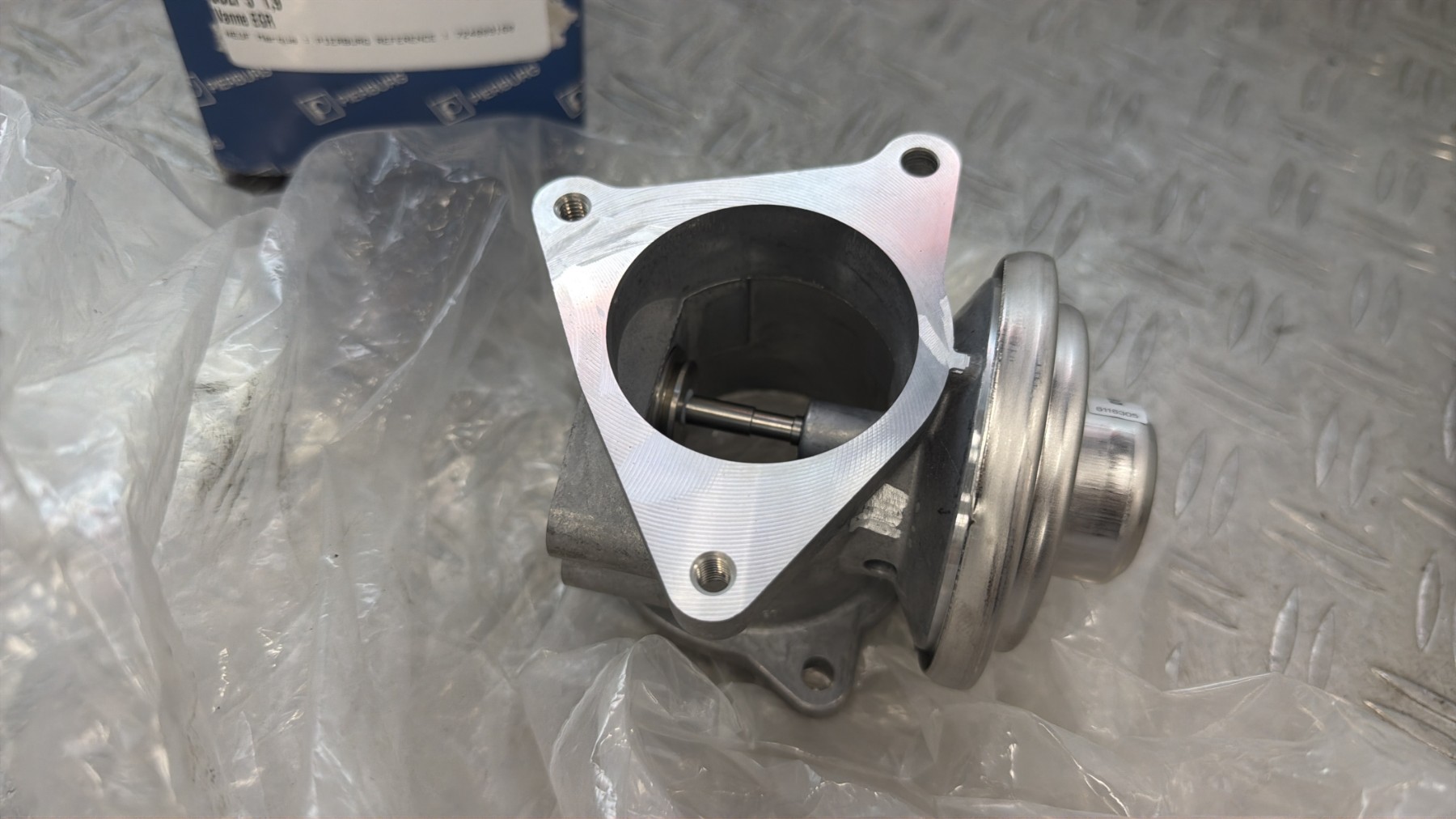 Vanne EGR VOLKSWAGEN GOLF 5 – 724809160