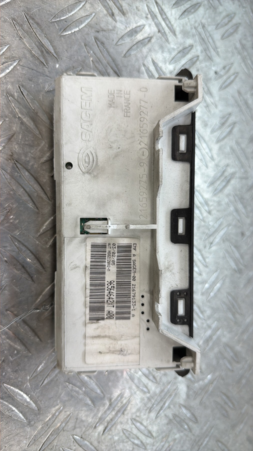 Afficheur PEUGEOT 206 PHASE 1 – 96564642XT