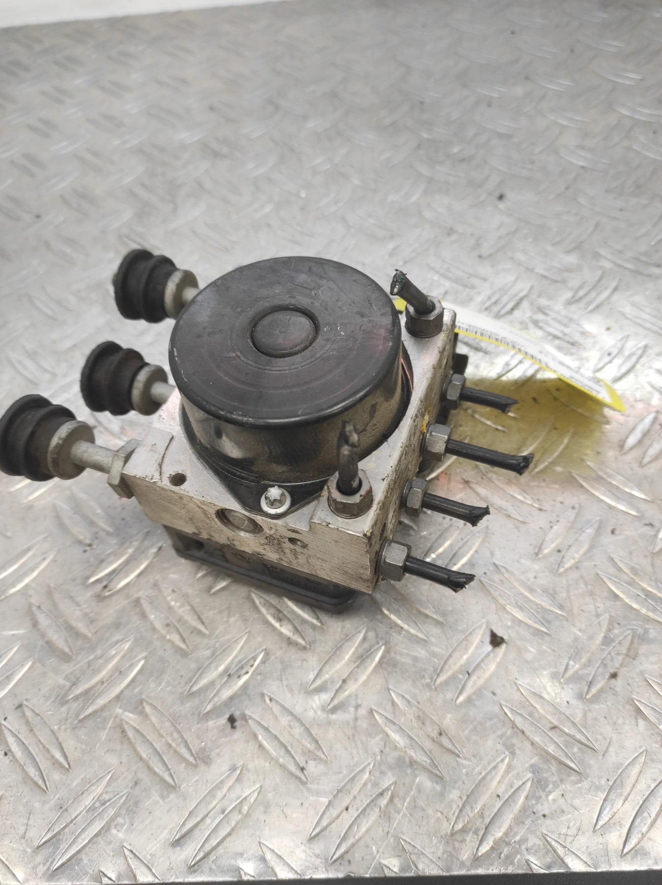 Bloc ABS (freins anti-blocage) VOLKSWAGEN POLO 5 PHASE 1 – 6R0907379AE