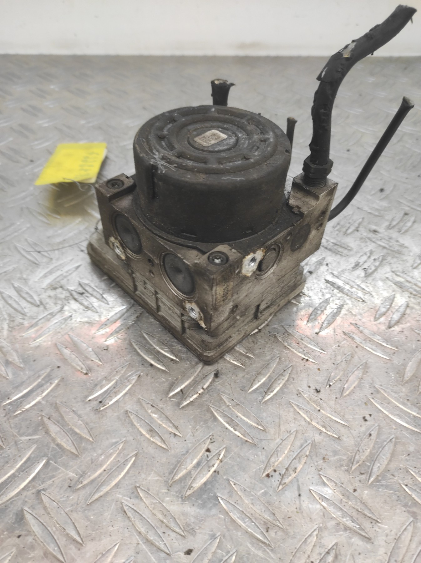 Bloc ABS (freins anti-blocage) PEUGEOT 208 1 PHASE 1 – 9802460980