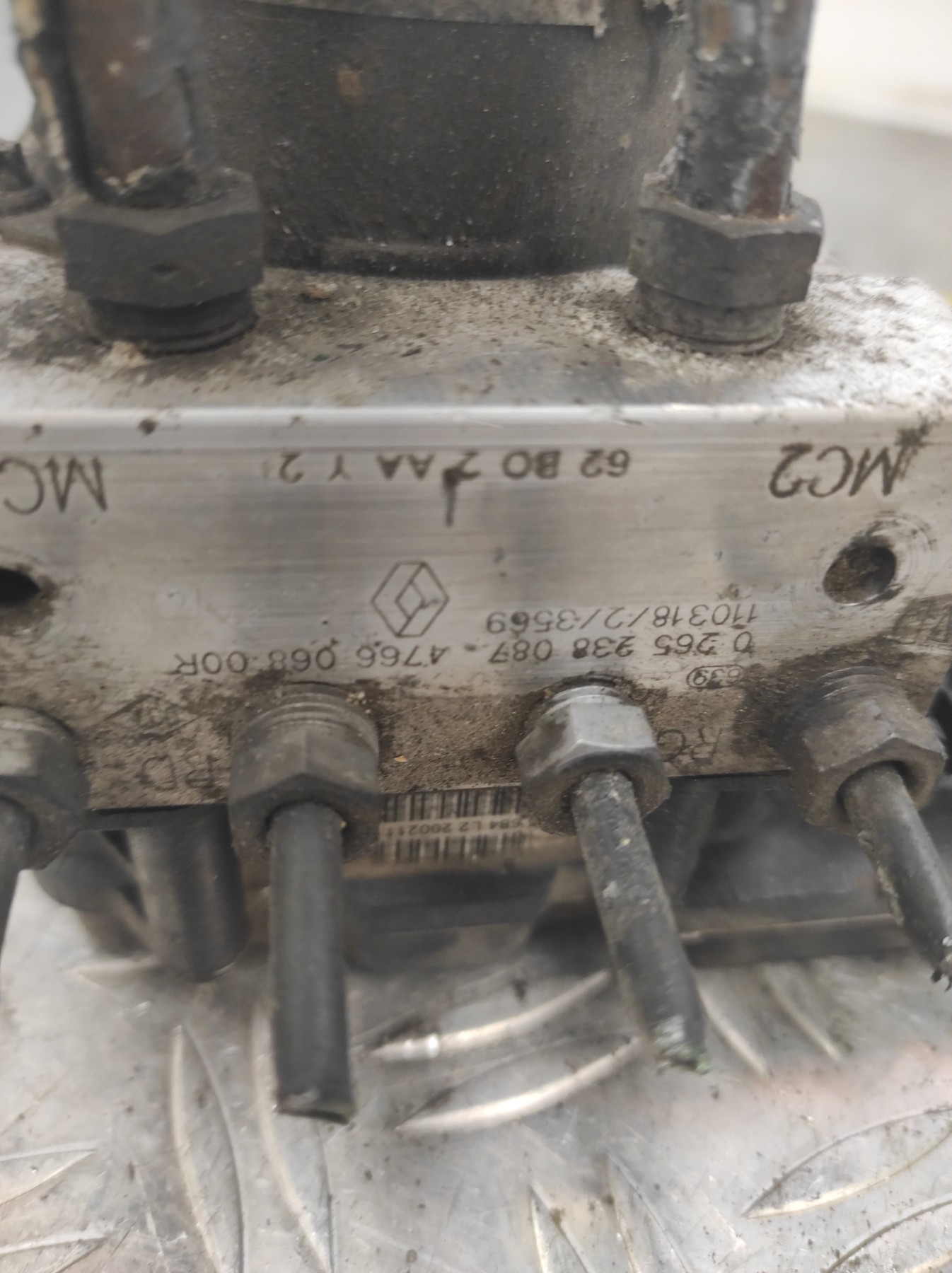 Bloc ABS (freins anti-blocage) RENAULT MASTER 3 PHASE 1 – 476606800R