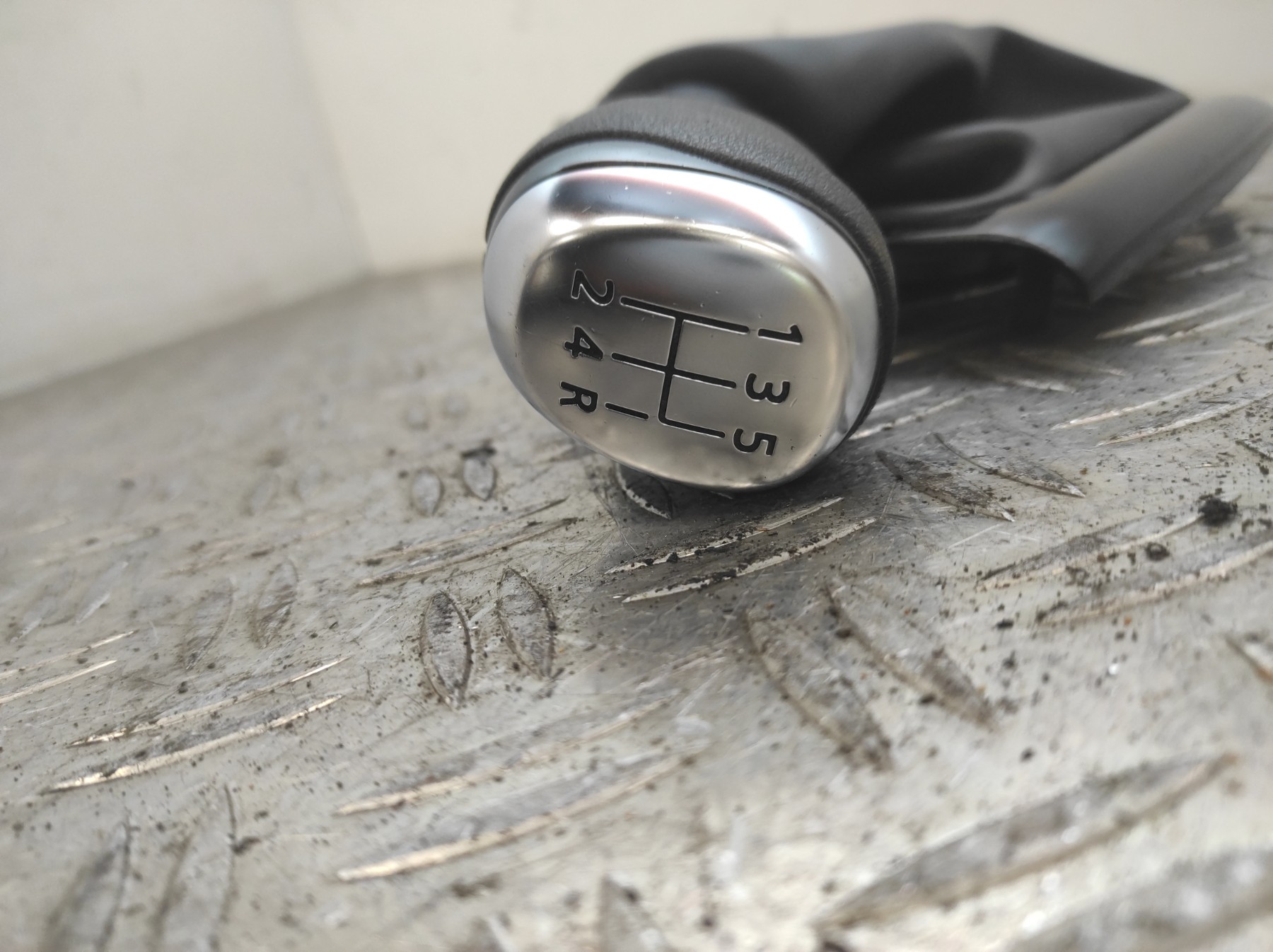 Levier de vitesses RENAULT CLIO 4 PHASE 2 – 969355061R