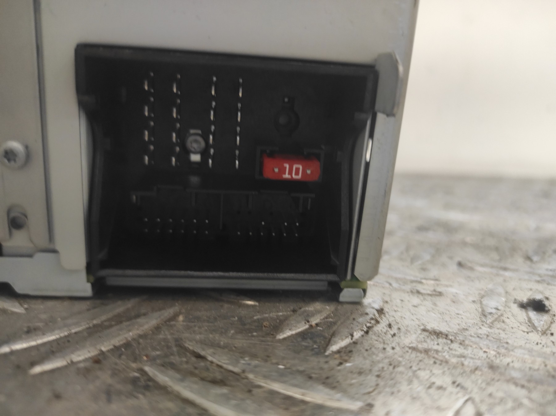 Autoradio d&rsquo;origine VOLKSWAGEN POLO 5 PHASE 1 – 5M0035186J