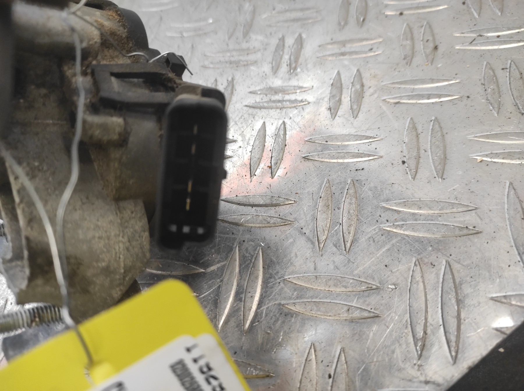 Moteur essuie glace avant RENAULT CLIO 3 PHASE 2 – 8200268931