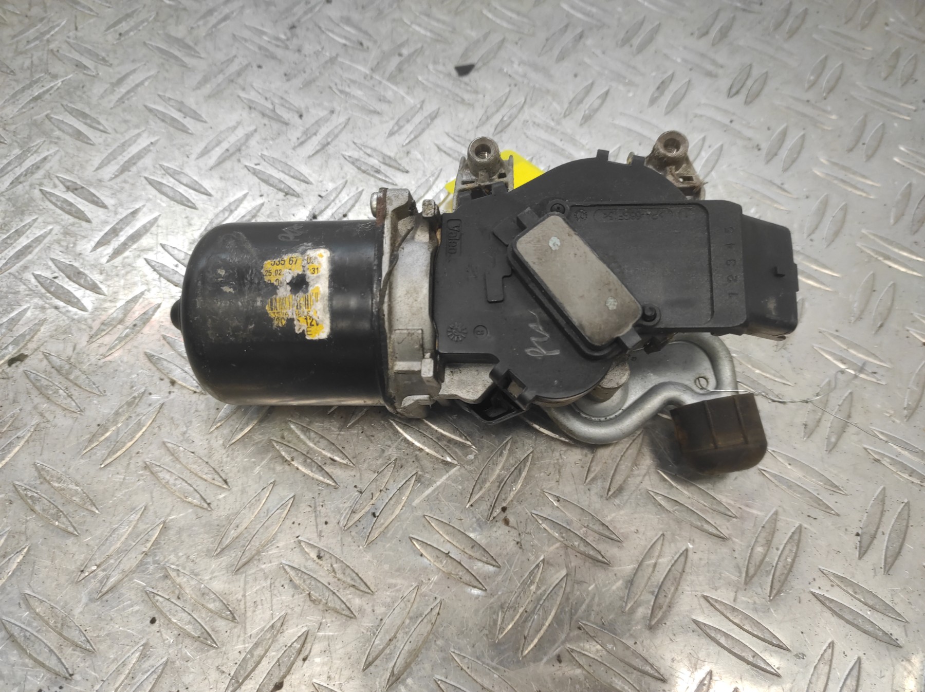 Moteur essuie glace avant RENAULT CLIO 3 PHASE 2 – 8200268931