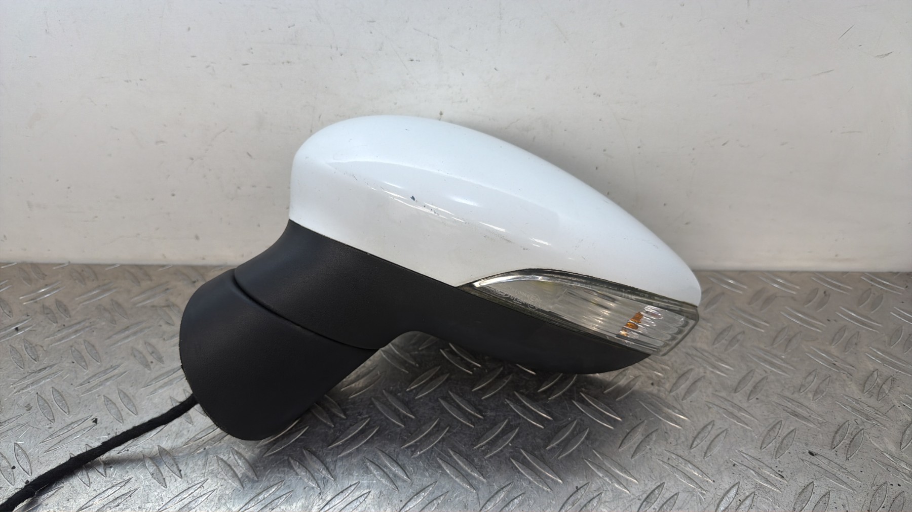 Retroviseur gauche FORD FIESTA 6 PHASE 1 – 1753824