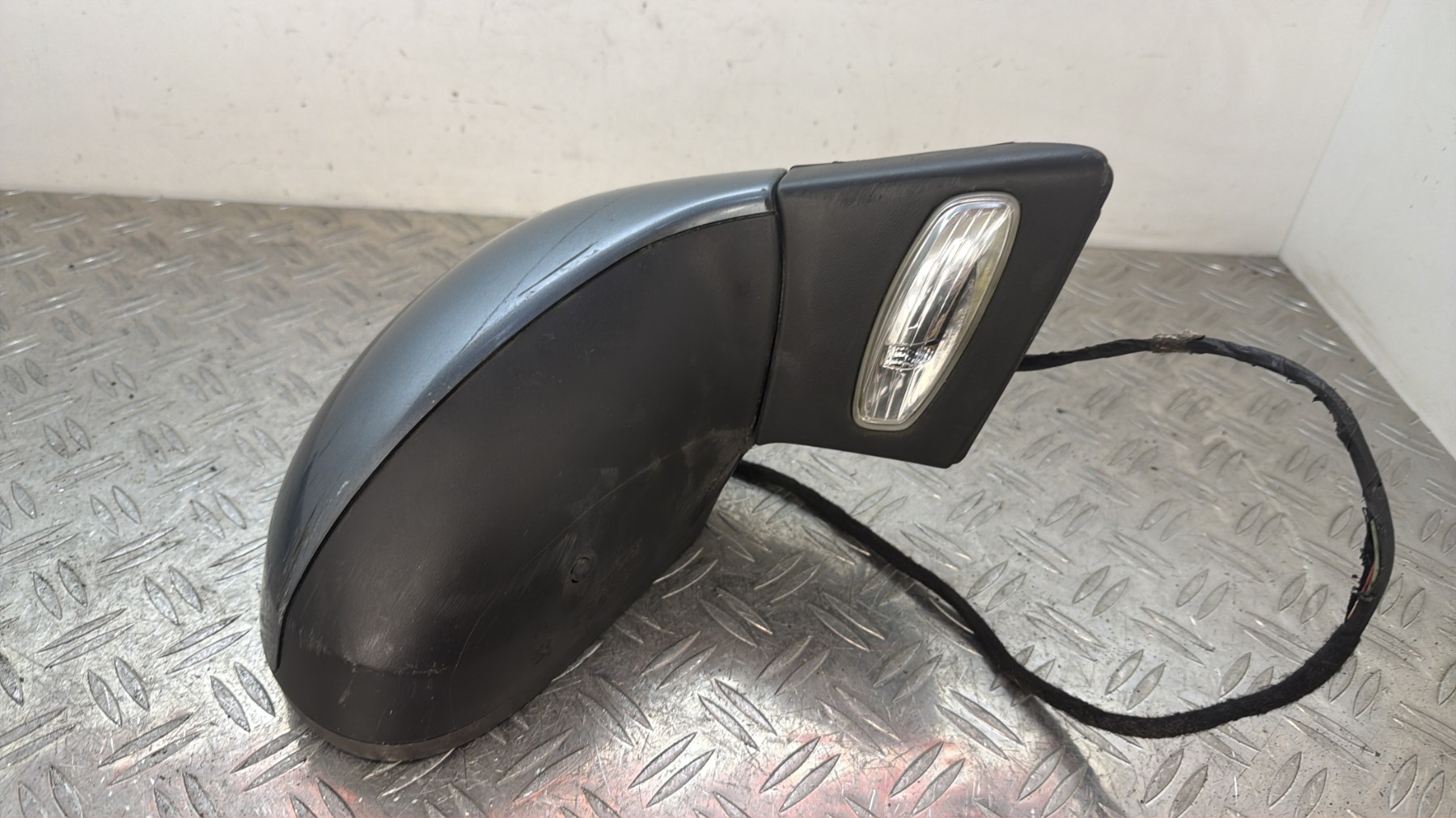 Retroviseur droit PEUGEOT 207 PHASE 2 – 96806501XT