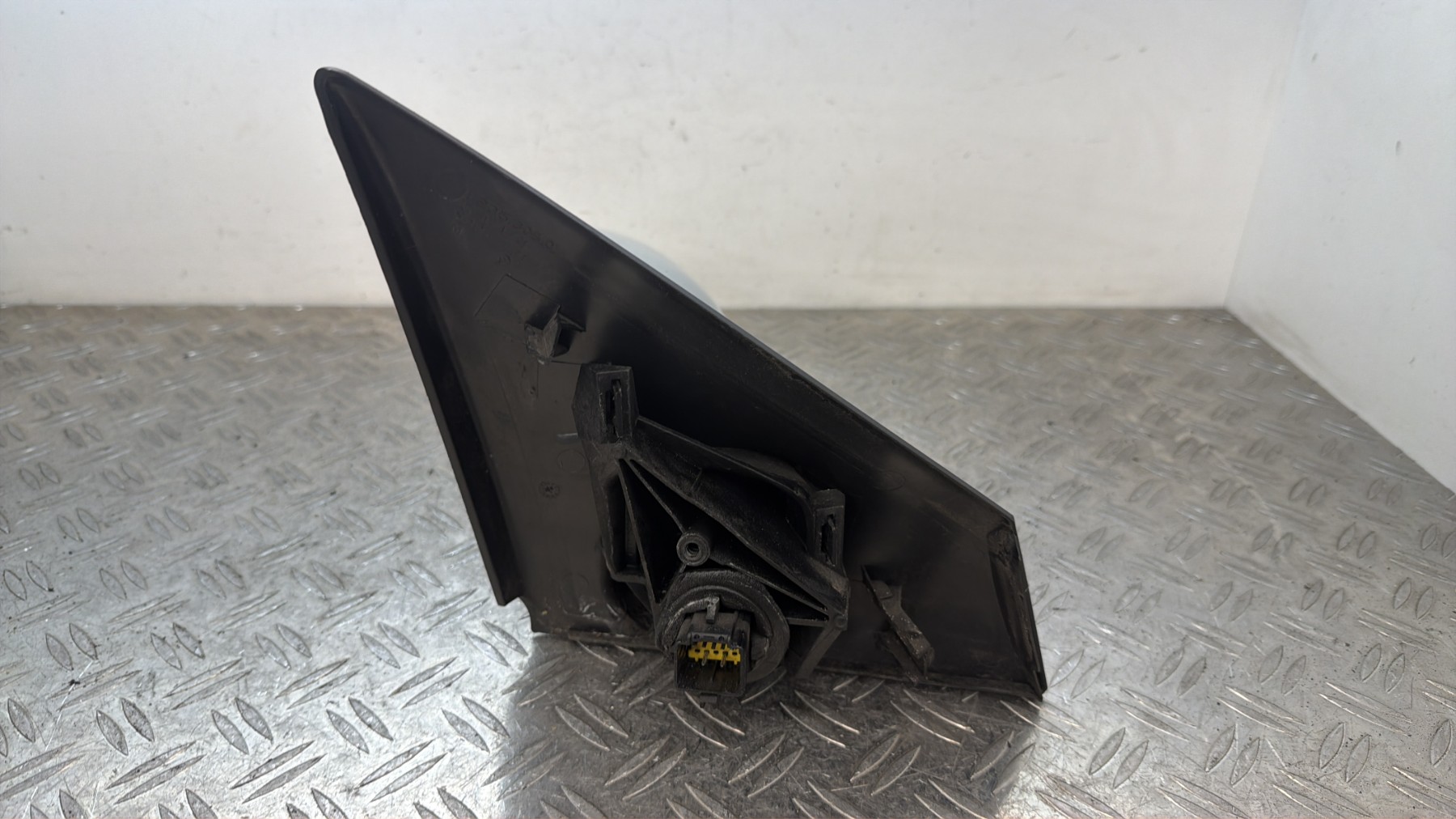 Retroviseur gauche RENAULT MEGANE 2 PHASE 1 – 7701068376