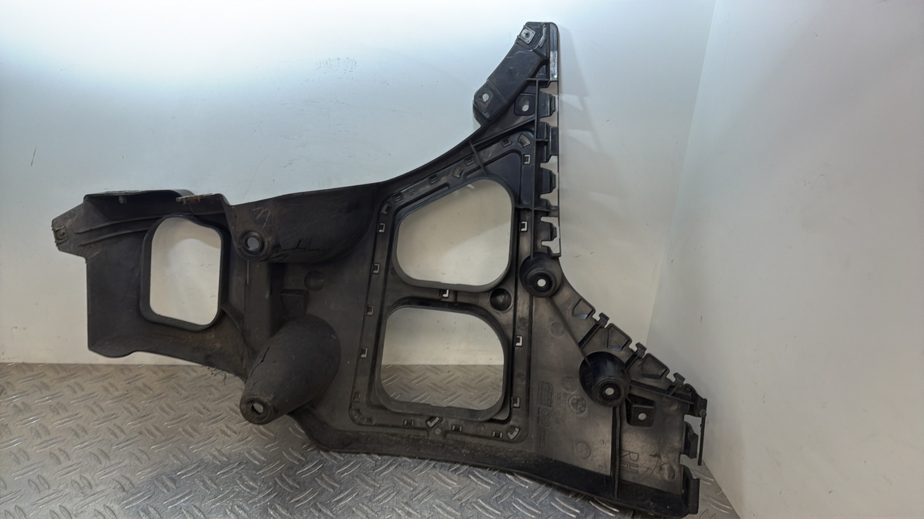 Support de pare chocs arriere BMW – 51127176246