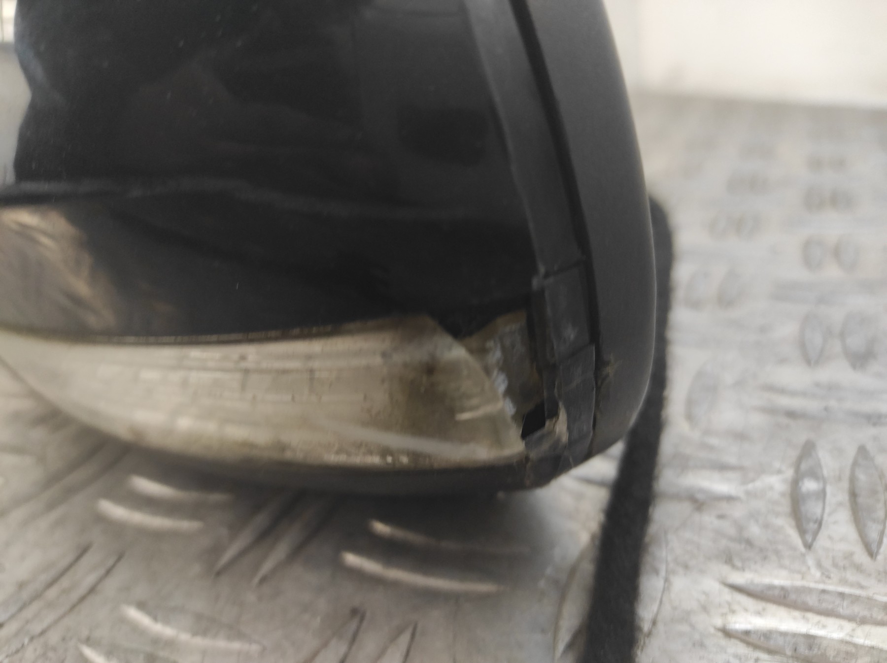 Retroviseur gauche VOLKSWAGEN TIGUAN 1 PHASE 1 – 5N1857501AH