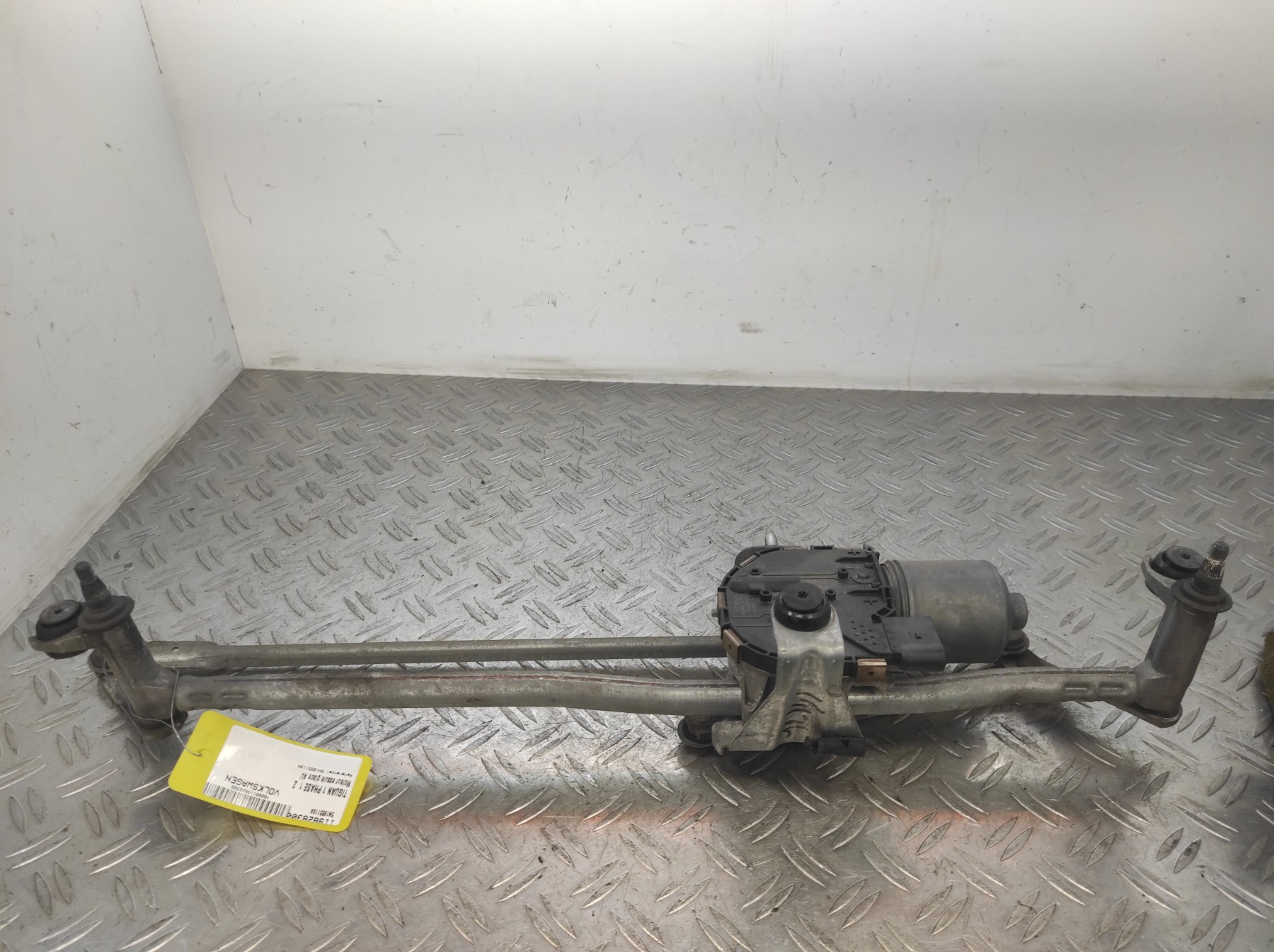 Moteur essuie glace avant VOLKSWAGEN TIGUAN 1 PHASE 1 – 5N1955119A