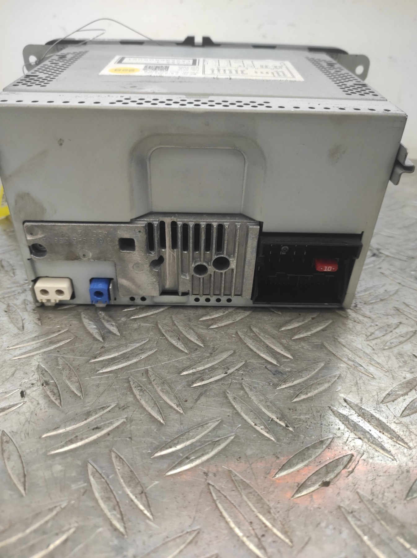 Autoradio d&rsquo;origine VOLKSWAGEN TIGUAN 1 PHASE 1 – 3C0035270B