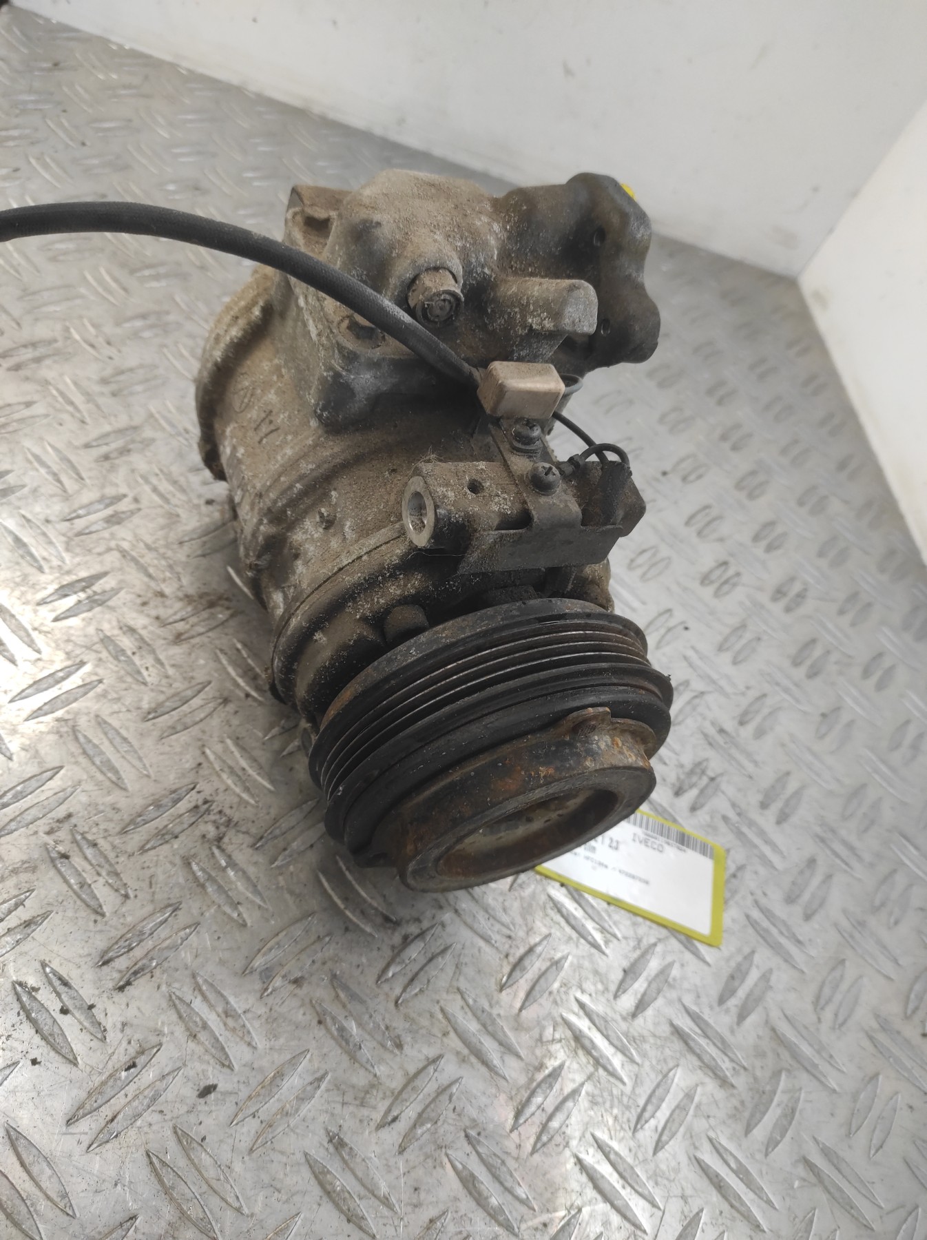 Compresseur clim IVECO DAILY 4 PHASE 1 – 472207290