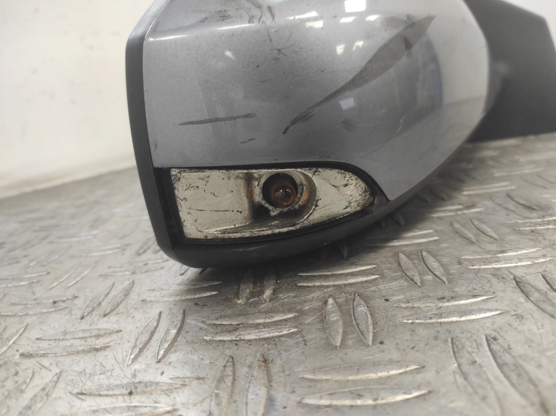 Retroviseur droit RENAULT MEGANE 3 PHASE 1 – 12523330